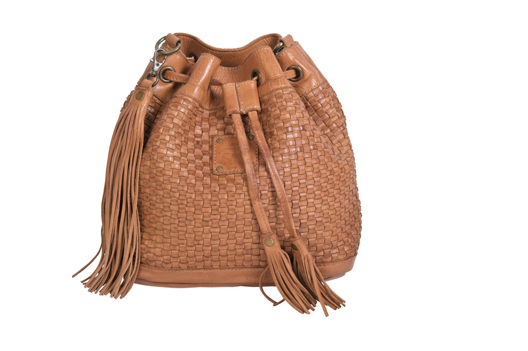 STS Ranchwear Womens Sweetgrass Bucket Bag Distressed Tan Leather Bucket Bag