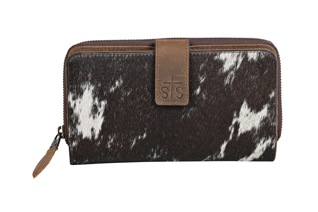 STS Ranchwear Womens Chelsea Distressed Brown Cowhide Zip Around Wallet